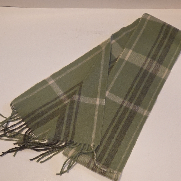 Ann Taylor Accessories - Ann Taylor Olive Plaid Cashmere Women's Scarf